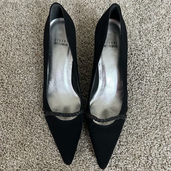 Vintage Stuart Weitzman Black Kitten Heel in Size 7 1/2 - Picture 3 of 8